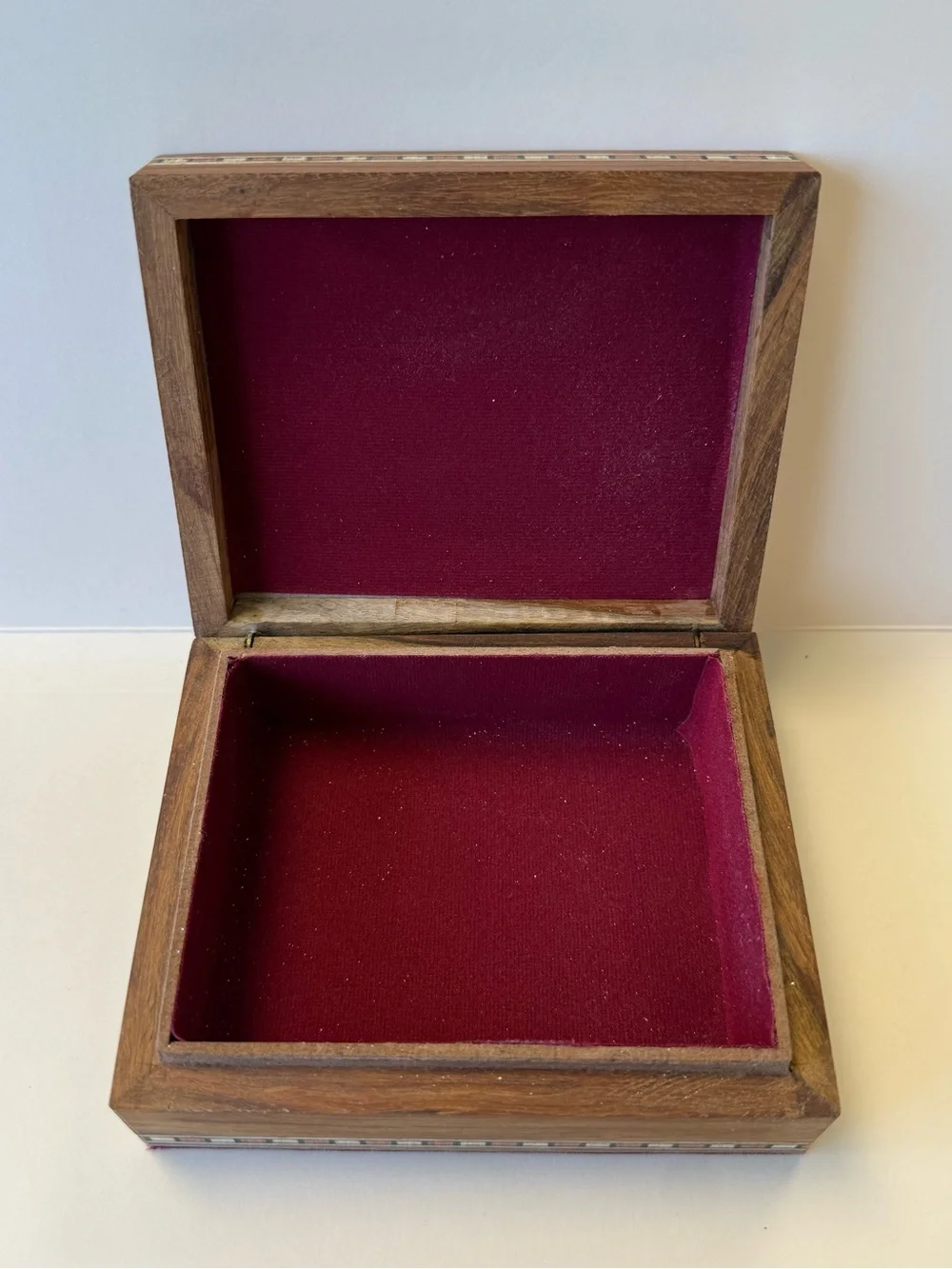 Vintage India Wood Inlay Jewelry Trinket Keepsake Box w/ Mosaic Stone Accent Lid